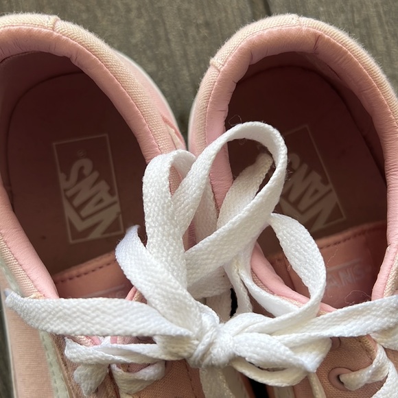 Pink vans - Picture 2 of 3